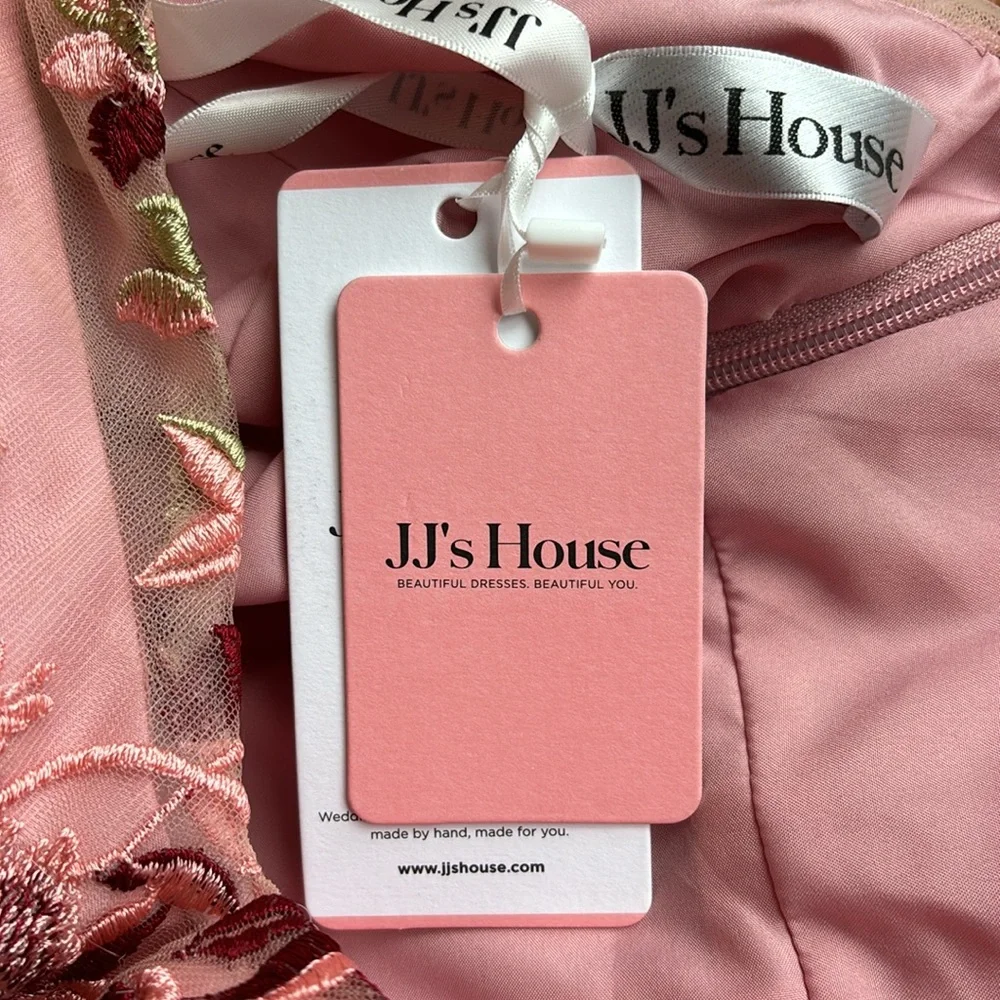 NWDT J.J.’s House, romantic pink embroidered special occasion dress. Size 2X. - Picture 2 of 16